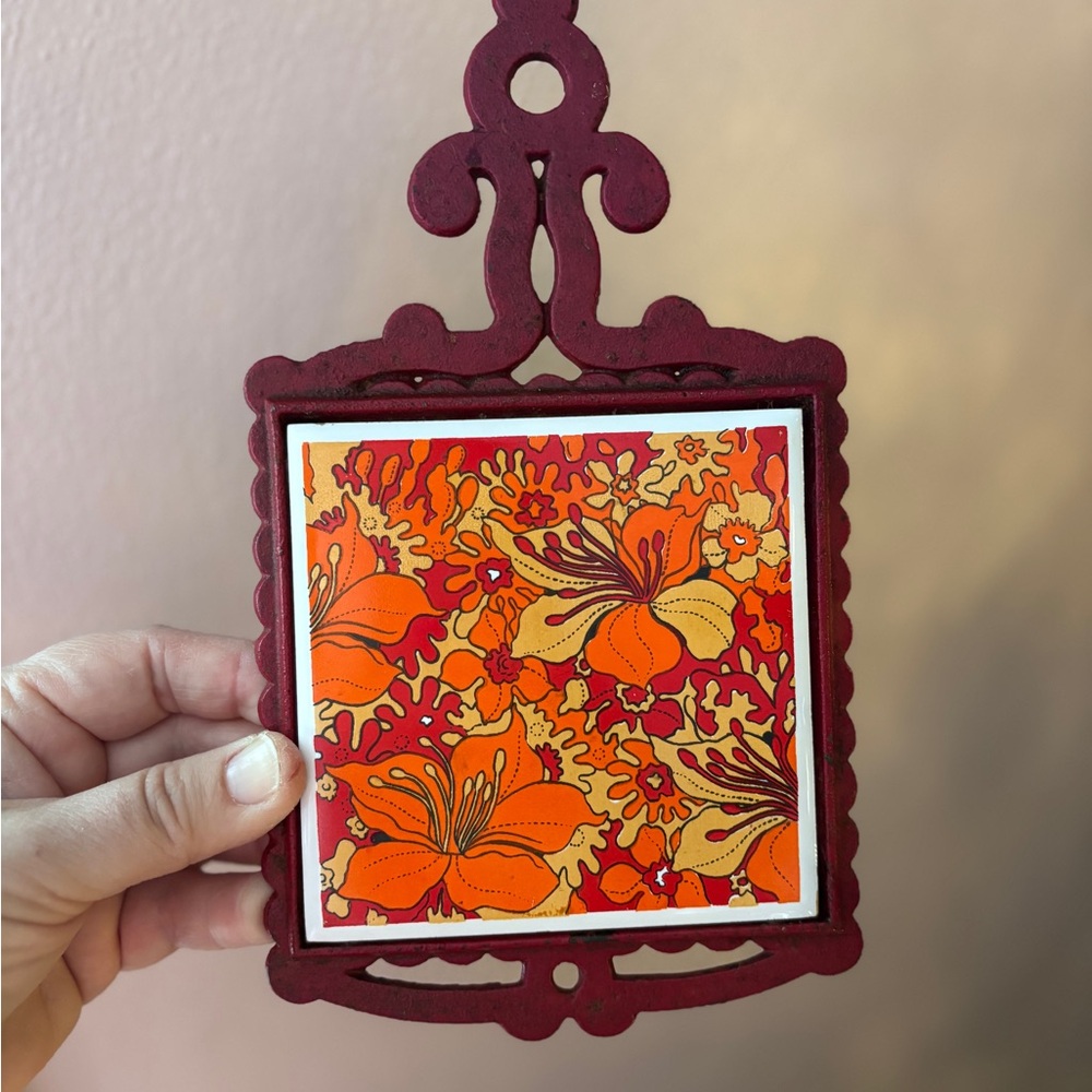 Vintage Kitchen Trivet with Floral Tile Made in Japan - Picture 2 of 10